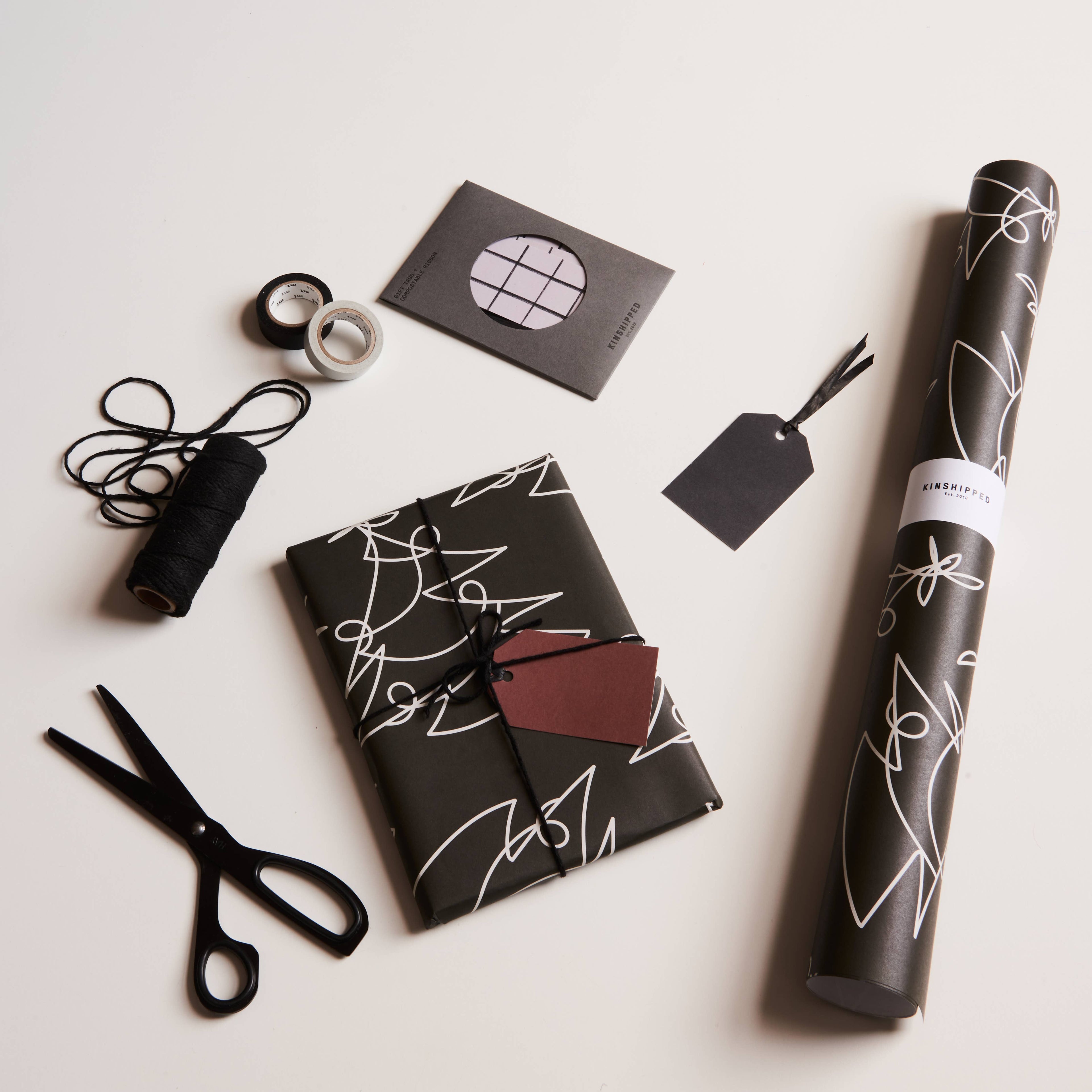 TREE LINES SEASONAL/CHRISTMAS GIFT WRAP - BLACK