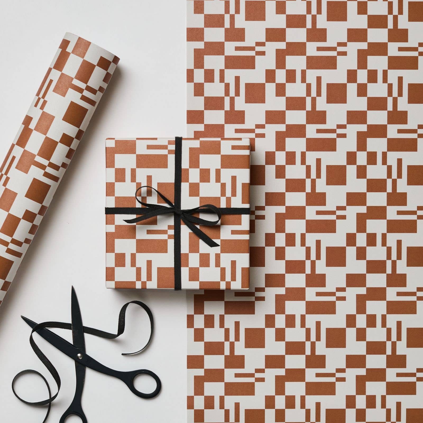 Cinnamon Missmatch Tile Gift Wrap